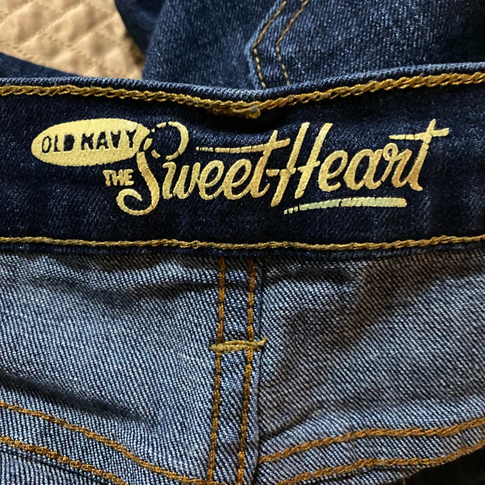 3/ $20 Old Navy The Sweetheart Jeans 8 Reg 30x30 - Picture 4 of 7